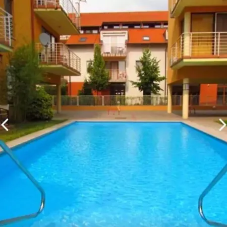 Kira Apartment *