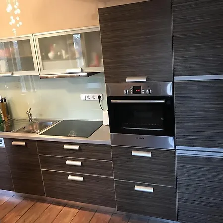 Kira Apartman * Keszthely